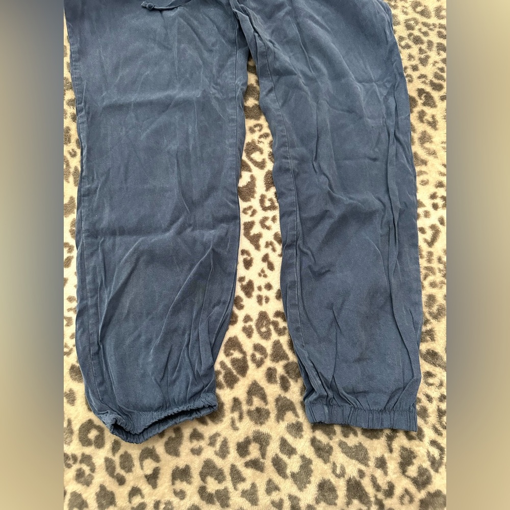 PINK Victoria’s Secret Easy Jogger in Old School Blue Size Small Women’s - Picture 9 of 17